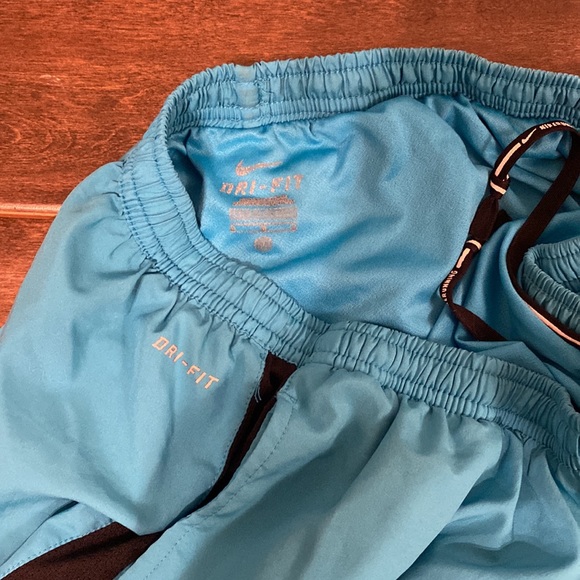 Nike Dri-fit Shorts - Picture 3 of 3